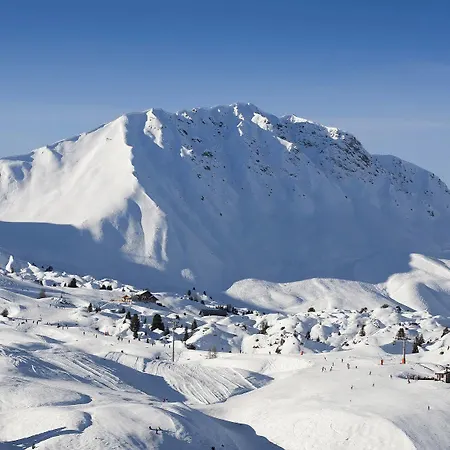 Le Centaure شقة فندقية لا بلاني