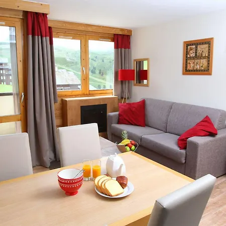Le Centaure Aparthotel 4*