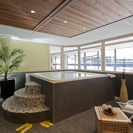 Le Centaure Aparthotel 4*